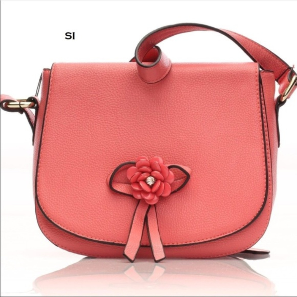 Beautiful Strawberry statement purse!